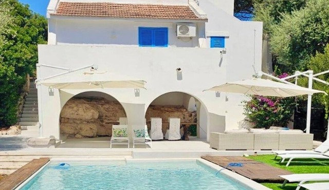 Ostuni Beachfront Villa with Pool & Private Parking, Luxury Holidays