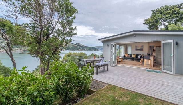 Otahuahua - Akaroa Holiday Home