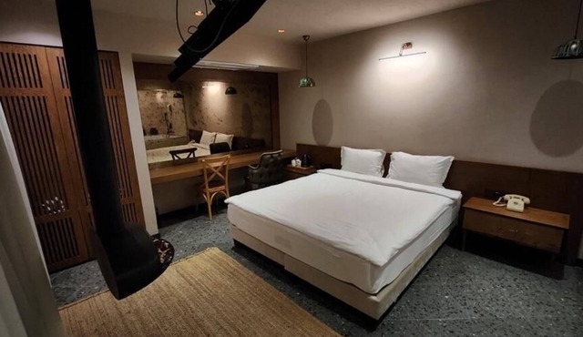 Otel Barry