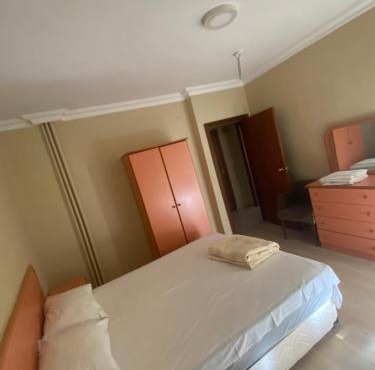 Otel
