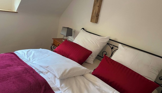 Our small chalet in the heart of the Palatinate Forest. Relaxation, hiking, romance.