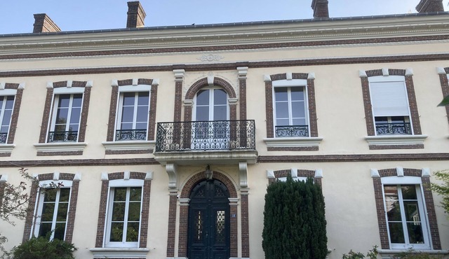 Outbuilding in the Avre des Joncherets mansion