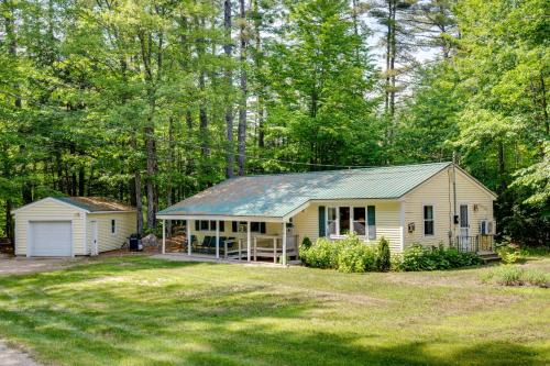 Outdoor Exploration: Quaint North Conway Cottage!