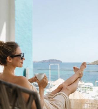 Outsite Ibiza - Work, Connect, Explore