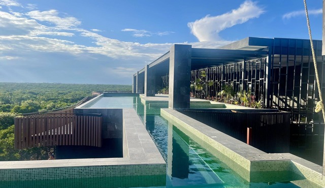 OVA CANCUN Y TULUM