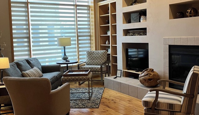 Overlooking 3rd Avenue - Sturgeon Bay Door County Condo