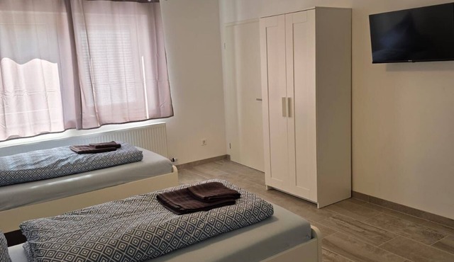 Overnight stay by day