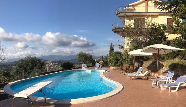 Overview Exclusive villa in Cilento with swimming pool