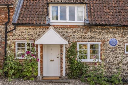 Owl Cottage S
