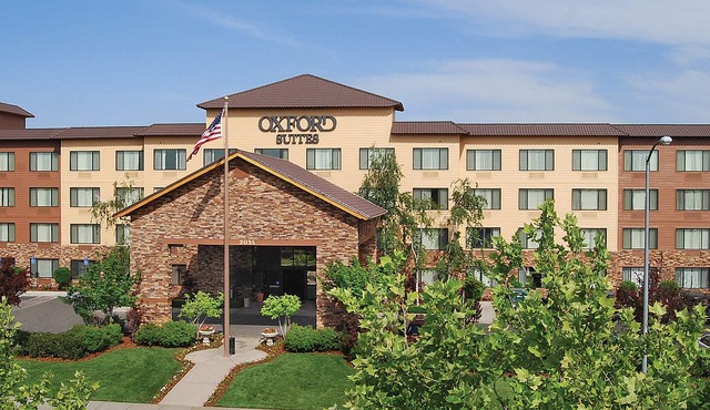 Oxford Suites Chico