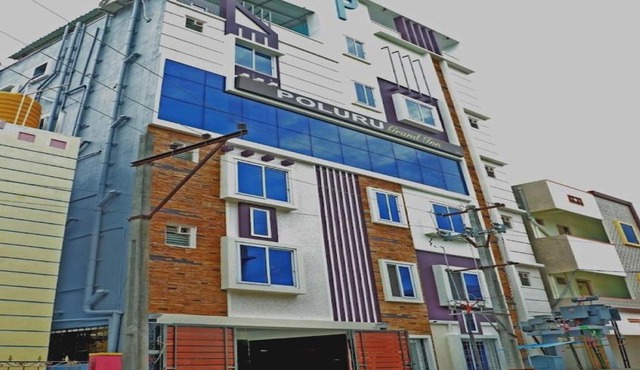 OYO 70310 Poluru Grand Inn