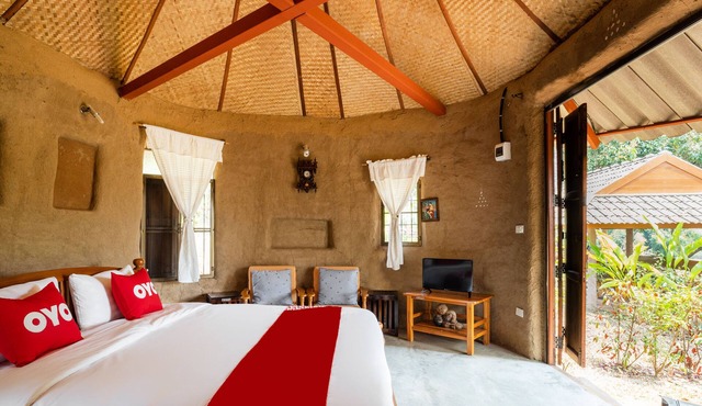 OYO 766 Zompo Baan Din Resort
