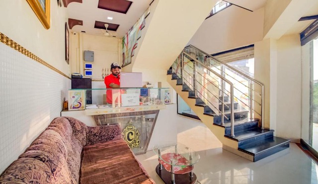 OYO Hotel Galaxy