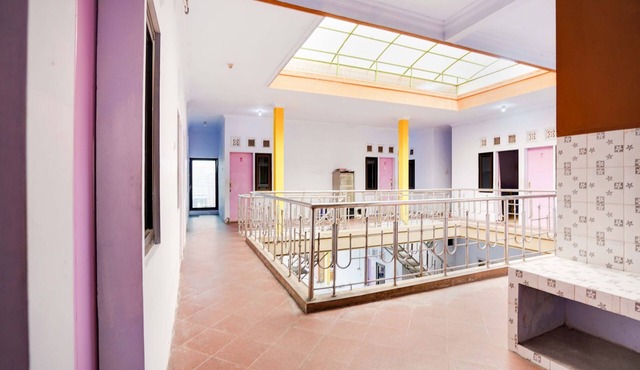 OYO Life 91626 Rr Kost Putri Syariah