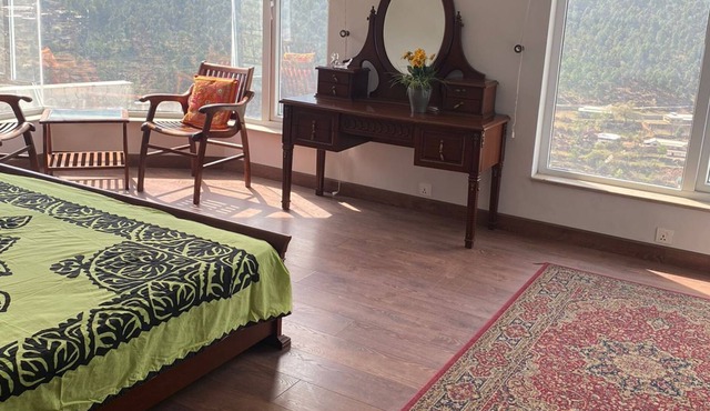 OZBAN Villa Master Suite for a family of 4