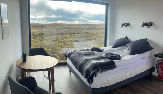 Panoramic view cabin for 2. Large window, nature & stream