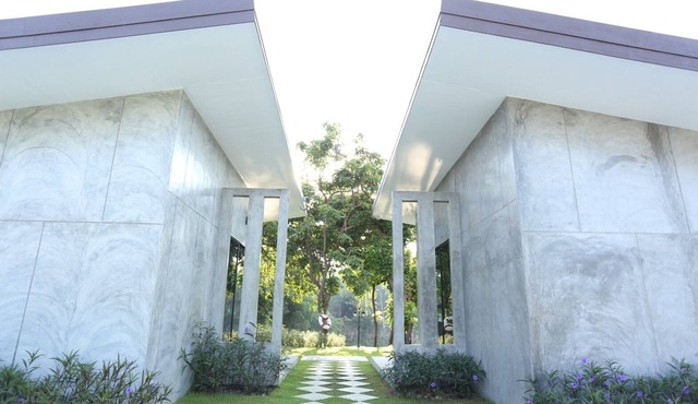 P loft Farm