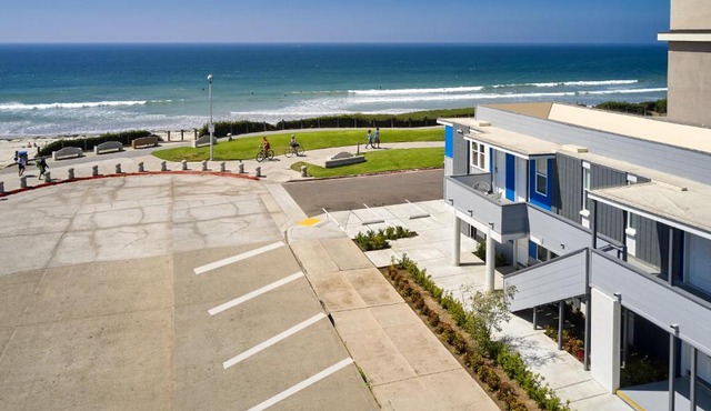 Pacific View Inn