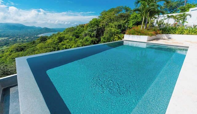 Pacific-View Villa, Pool & Private Concierge