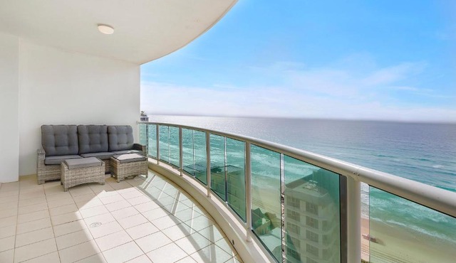 Pacific Views Resort