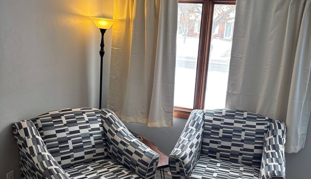 Packerland 1: Perfectly located Green Bay Home, Minutes from Lambeau and Airport
