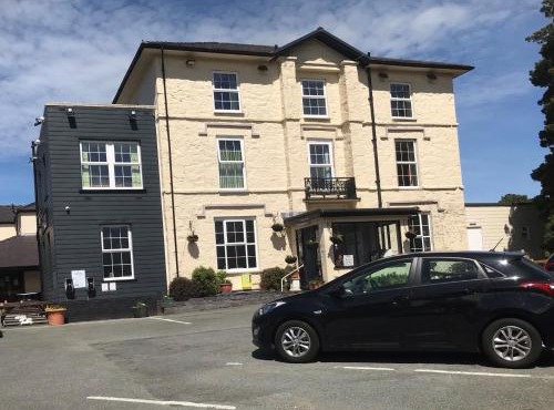 Padarn Hotel