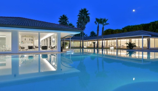 Paestum Inn Beach Resort