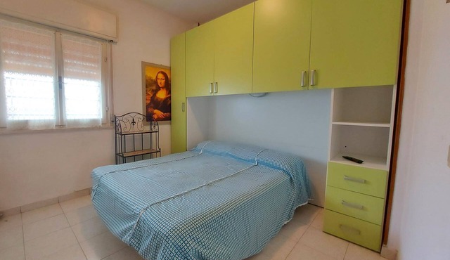Pagoda 4 Three rooms apartment with direct access to the beach.