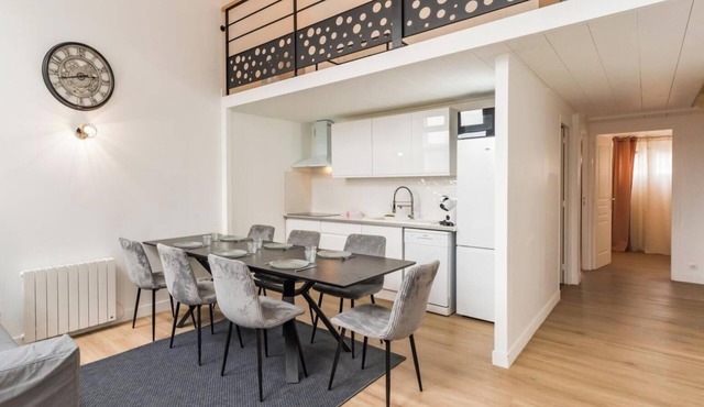 Paimpol: Spacious Duplex, Parking & Proximity Pla