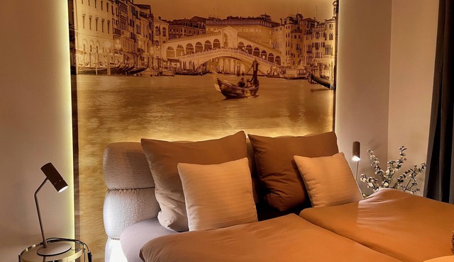 Palazzo Moni - Modern Studio | 2 min to Spa | Balcony & Parking