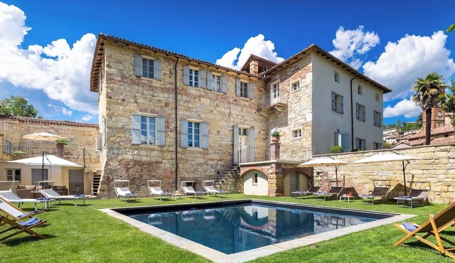 Palazzo Pozzo Bonelli 14, Emma Villas