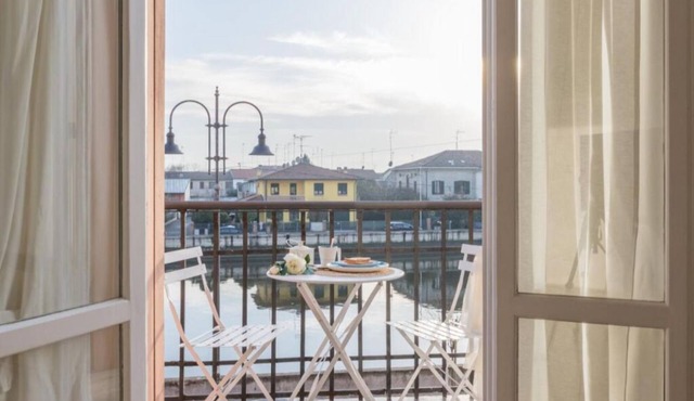 Palazzo Spada - Seagul apartment with balcony and view Po river