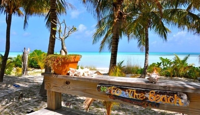 Palm 22 - Beachfront Cottage with Spectacular Views/Beach