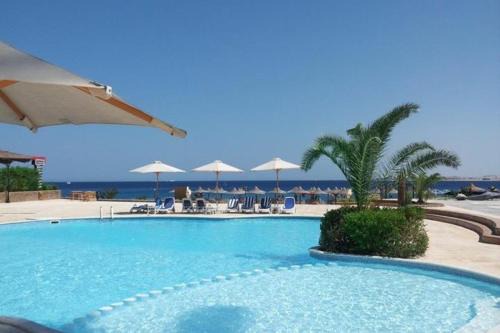 Palm Beach Piazza Beachfront lovely Apartment