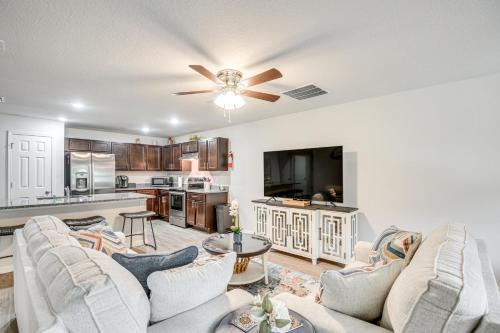 Palm Coast Duplex w/Screened Patio, Near Beaches!