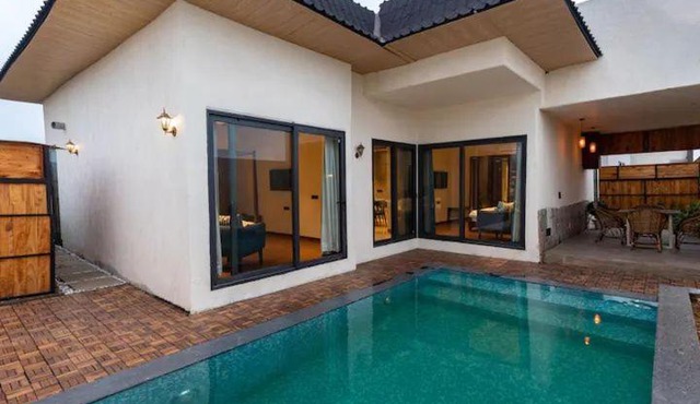 Palm Villas