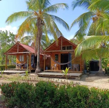 Palmar Beach Cabañas - Bahía Rada