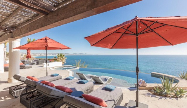 Palmilla Las Olas Majestic Beachfront Villa