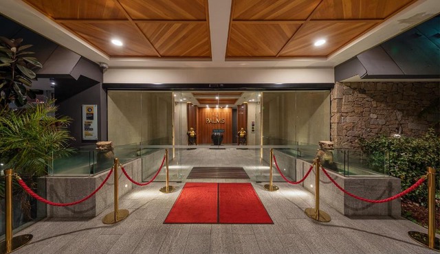 Palms Hotel