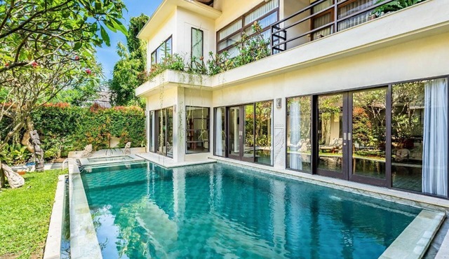 Panatai Villa - Four Bedroom Villa, Sleeps 9