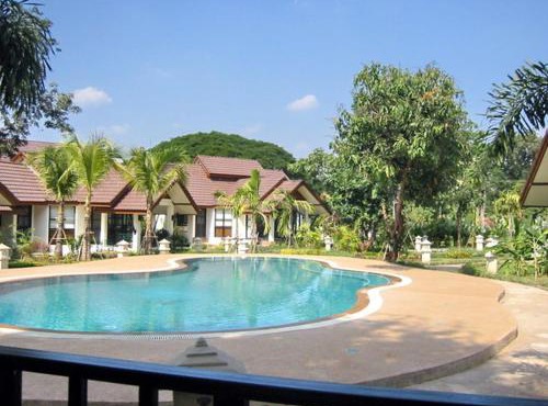 Pangrujee Resort