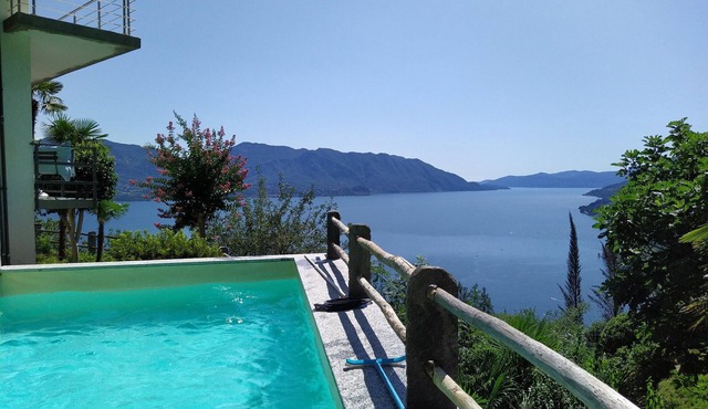 Panorama-Villa über dem Lago Maggiore: Privatpool, Seeblick & Traumterrassen