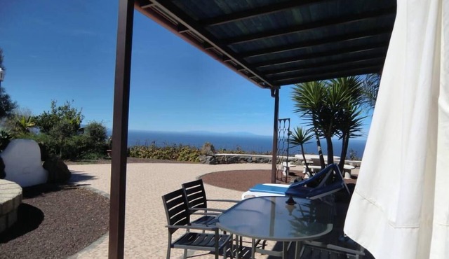 panoramic view Vineyards 2 Bed+2bathrrooms Pool Heated