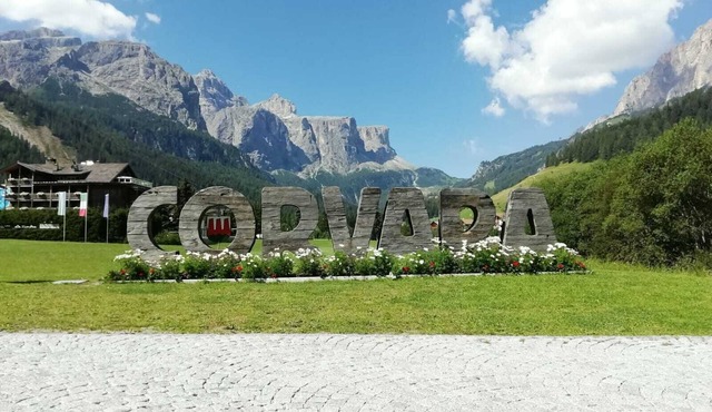 Panoramic apartment in the heart of the Dolomites