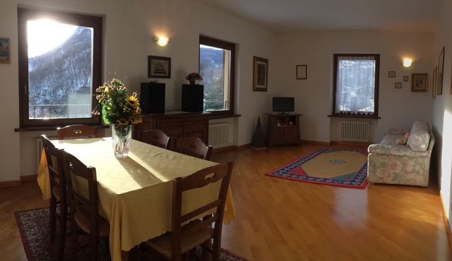 Panoramic apartment in Lake Como area