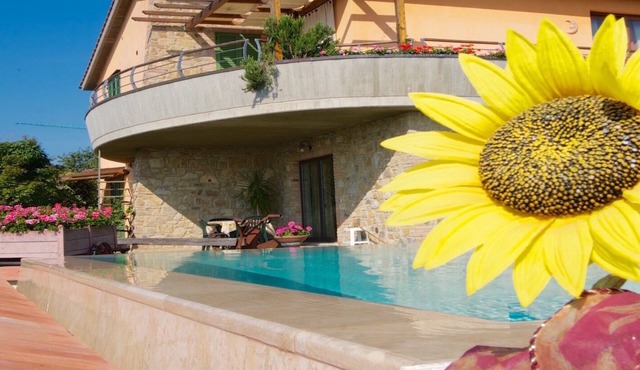 Panoramic Holiday Home with Pool