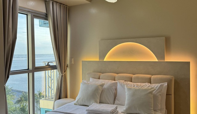 Panoramic Landscape and Seaview, 2BR, Near Airport, Beside the Bay - 25