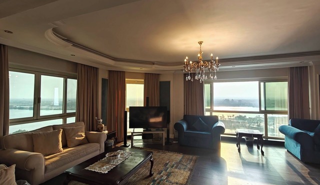 Panoramic Nile View home in Cairo, Maadi.