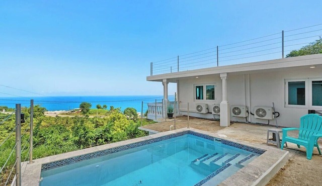 Panoramic ocean & mountain view villa Private pool & rooftop