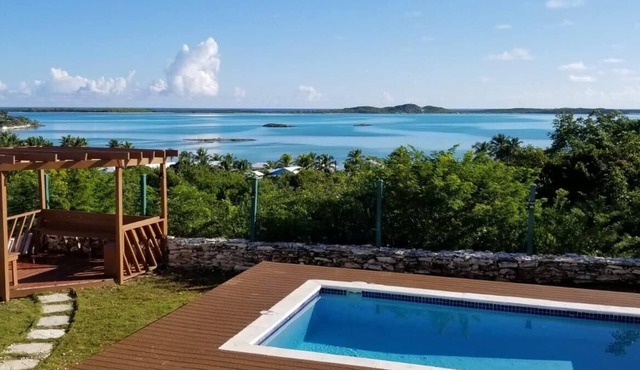Panoramic ocean view luxury villa with pool, few minutes walk to Palm Bay Beach